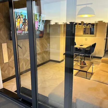 Horman Penthouse Bulevar 아파트